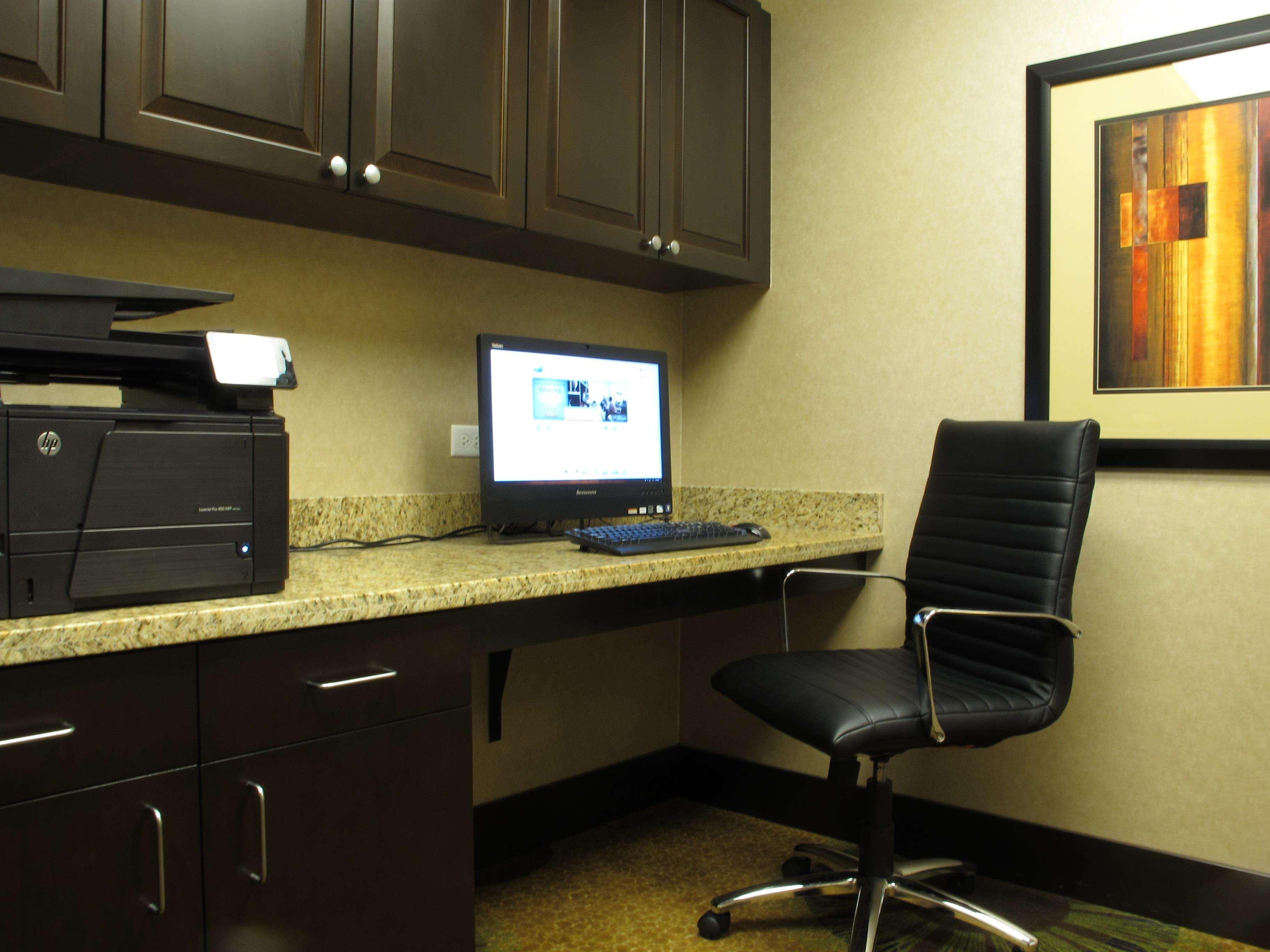 Motel Homewood By Hilton - Iowa River Landing 3*