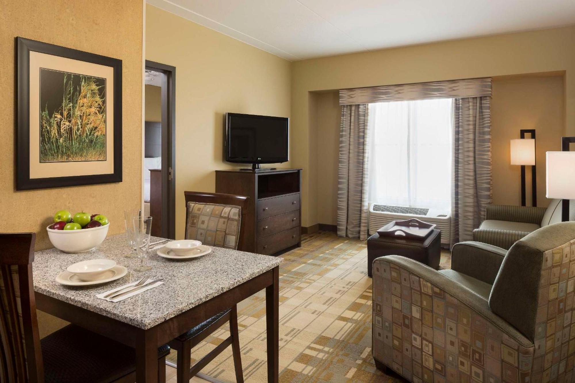 Homewood By Hilton - Iowa River Landing Coralville
