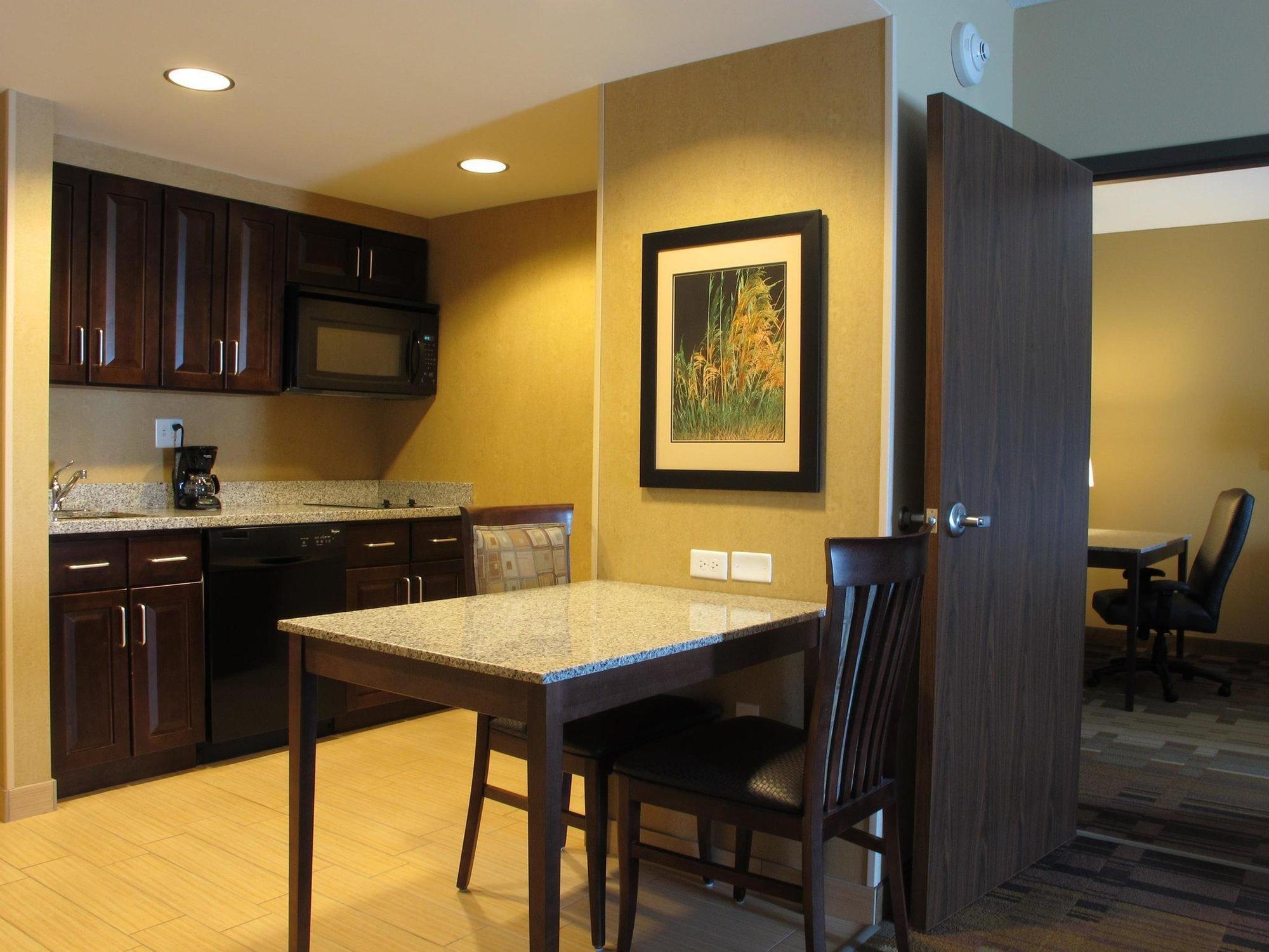 Homewood By Hilton - Iowa River Landing 3*